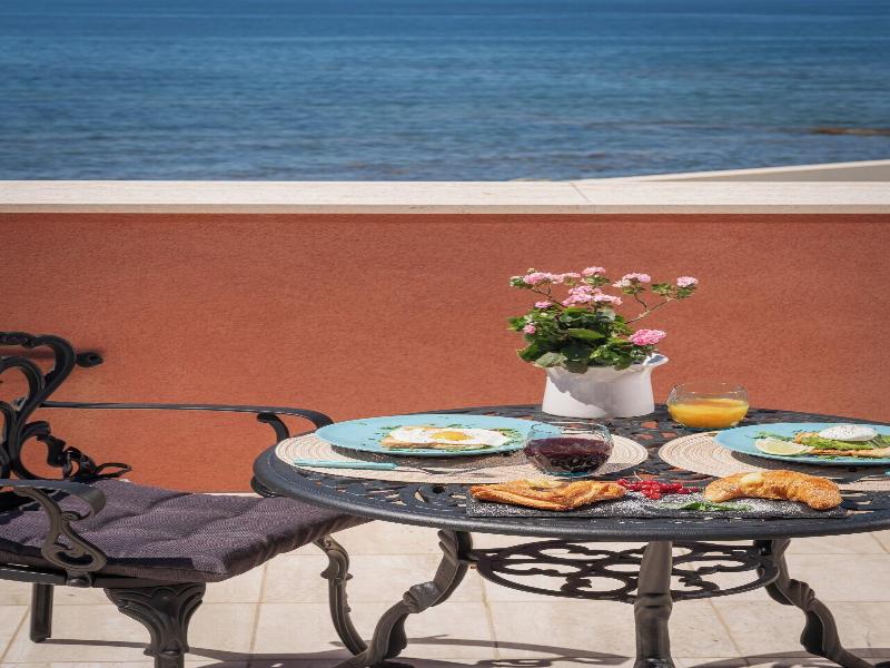 Villa Giada Luxury Boutique Hotel image