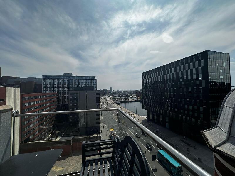 White Star Line Hotel image