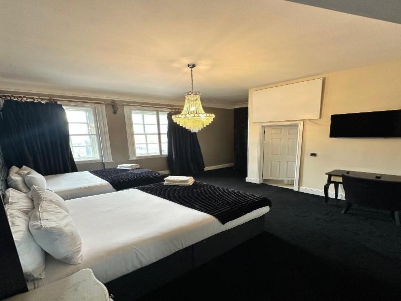 White Star Line Hotel image