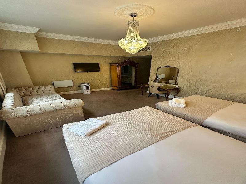 White Star Line Hotel image