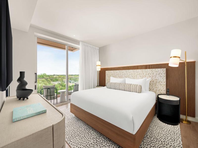 One Gt Grand Cayman image