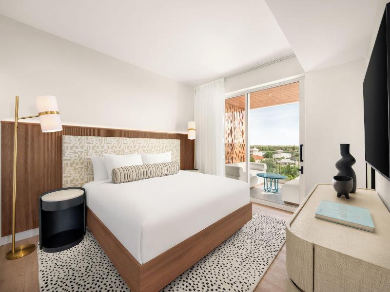 One Gt Grand Cayman image