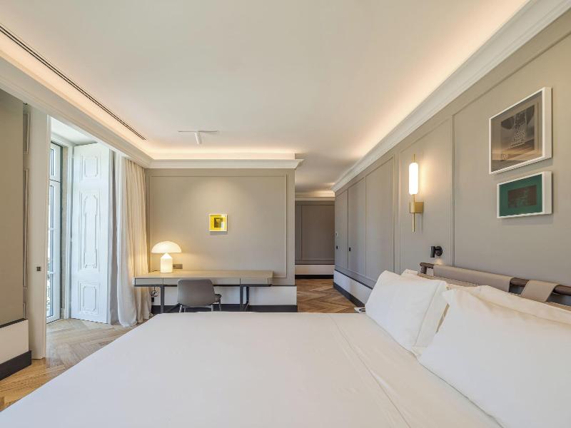 Macam Hotel image