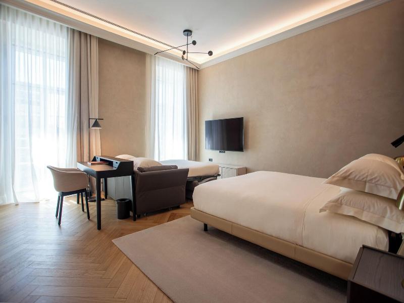 Macam Hotel image
