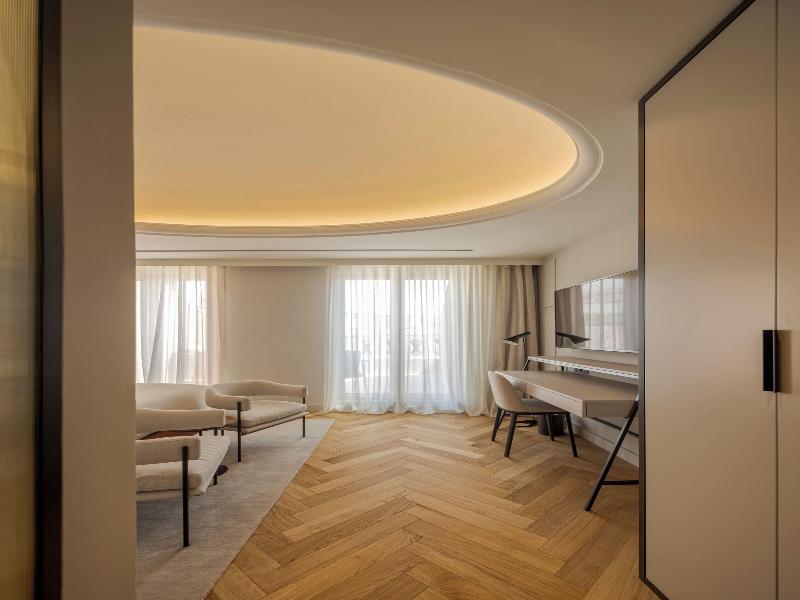 Macam Hotel image