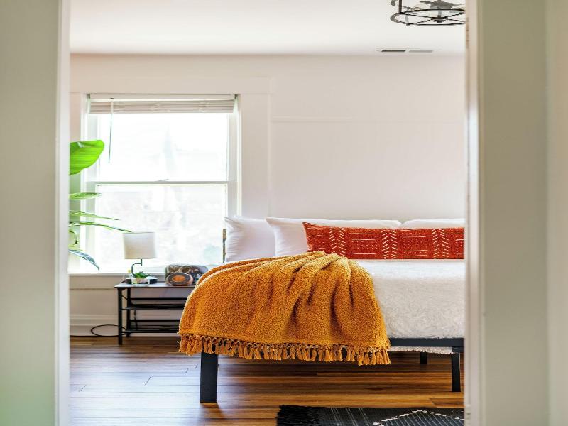 Jungle House Historic Lofts Â€“ German Village image