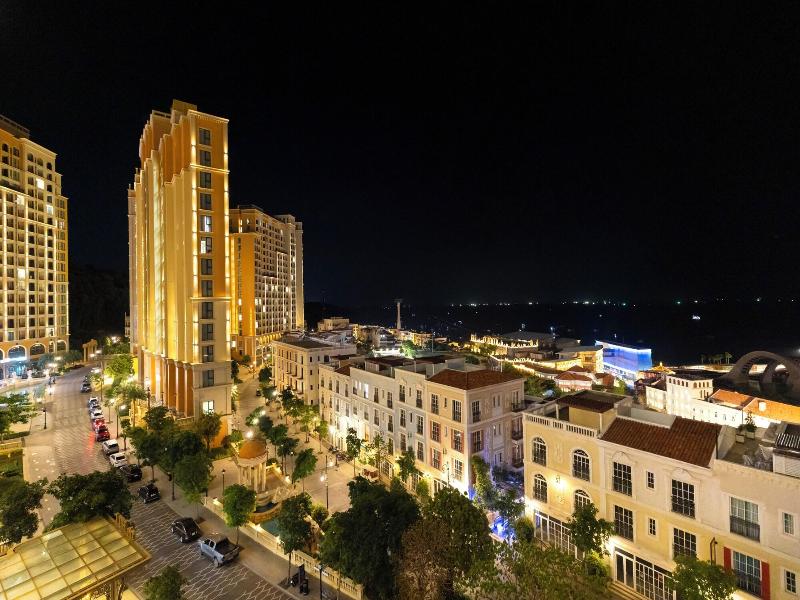 Capella Apartment Fireworks & Ocean View image