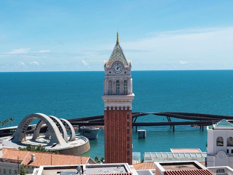 Capella Apartment Fireworks & Ocean View image