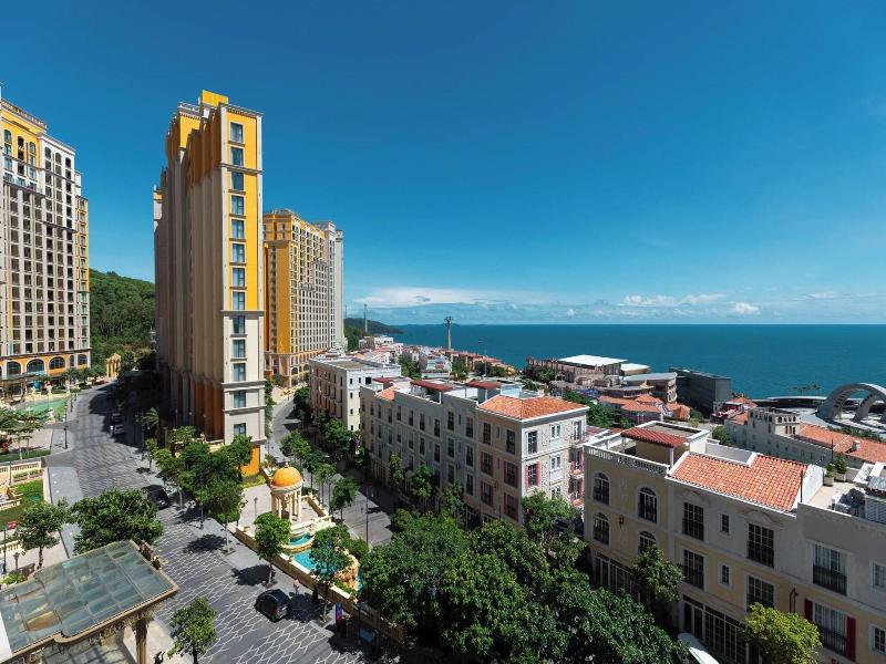 Capella Apartment Fireworks & Ocean View image