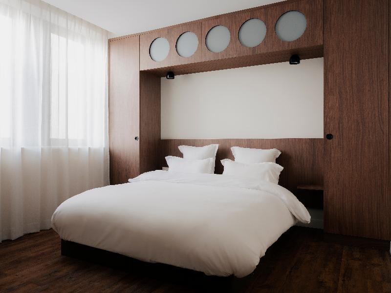 Edgar Suites Levallois - Anatole France image