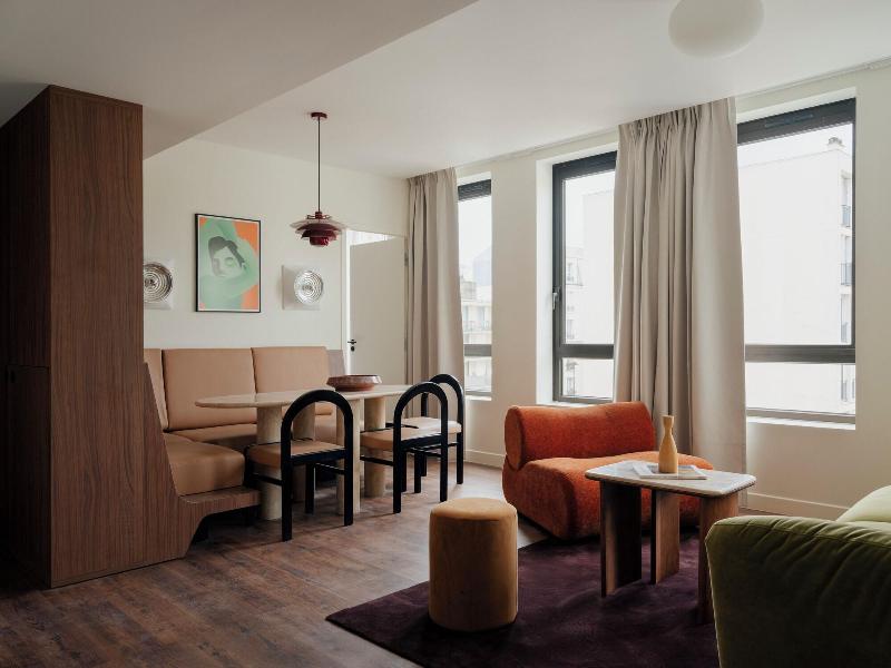 Edgar Suites Levallois - Anatole France image