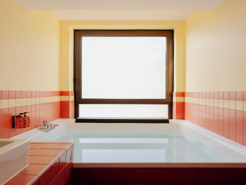 Edgar Suites Levallois - Anatole France image