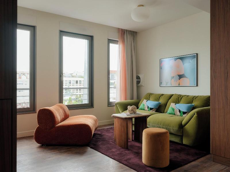 Edgar Suites Levallois - Anatole France image