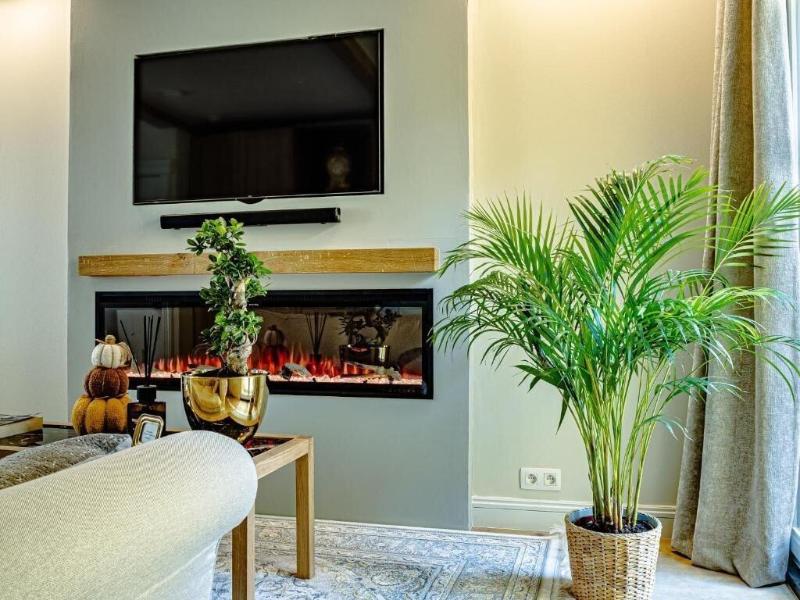 The Lovelace Residence image