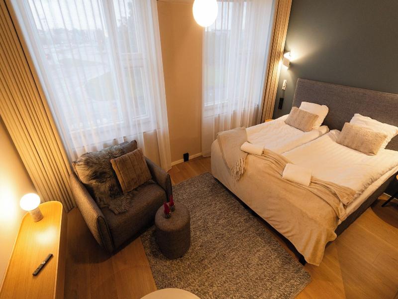Postmaster Hotel image