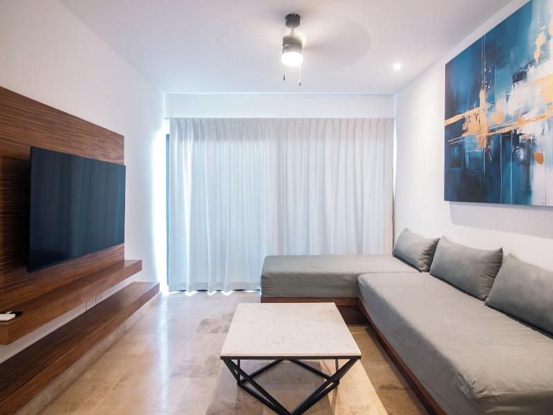 B10 Distinctive Hotel image