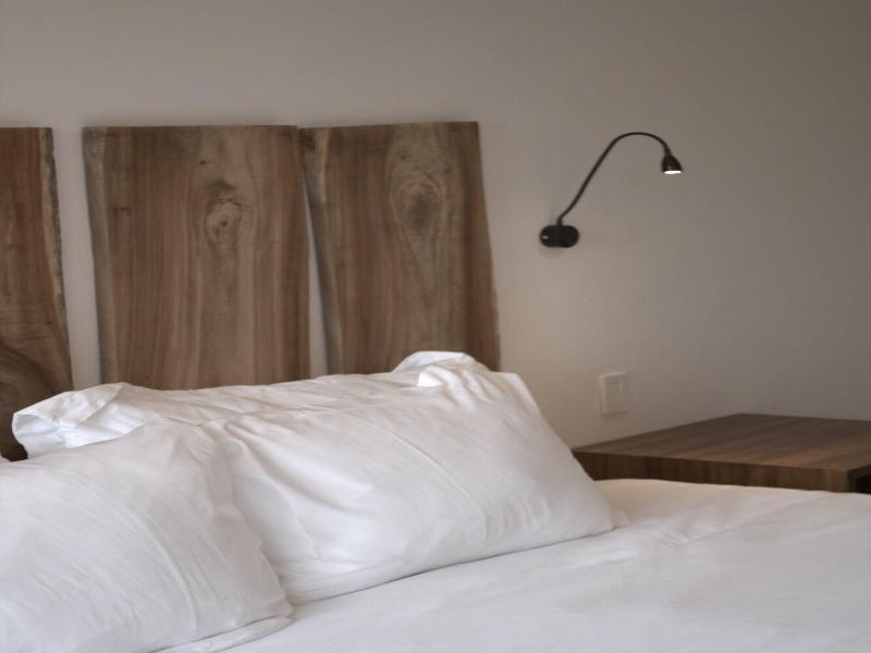 B10 Distinctive Hotel image