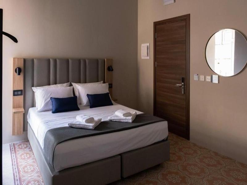 Mulberry Suites image
