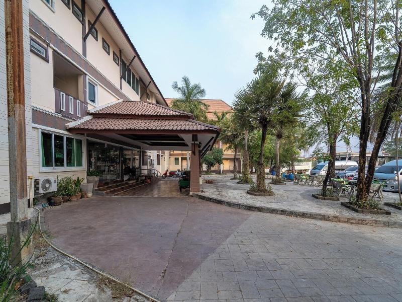 Sukhothai Porncharoen Resort 3