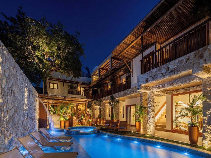 Saluz Boutique Hotel image