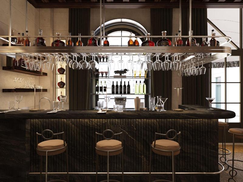 Mondovi Luxury Suites image