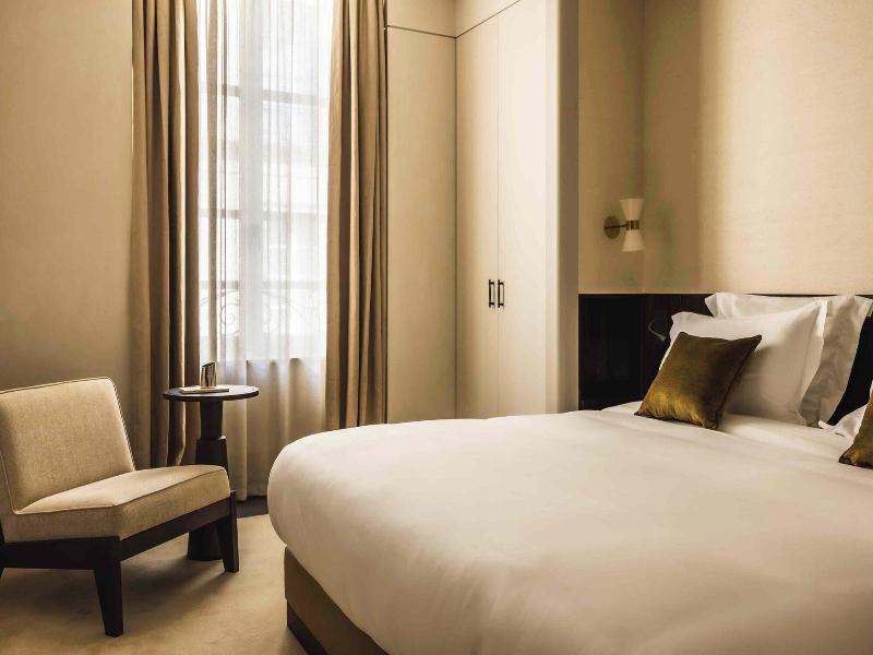 Mondovi Luxury Suites image