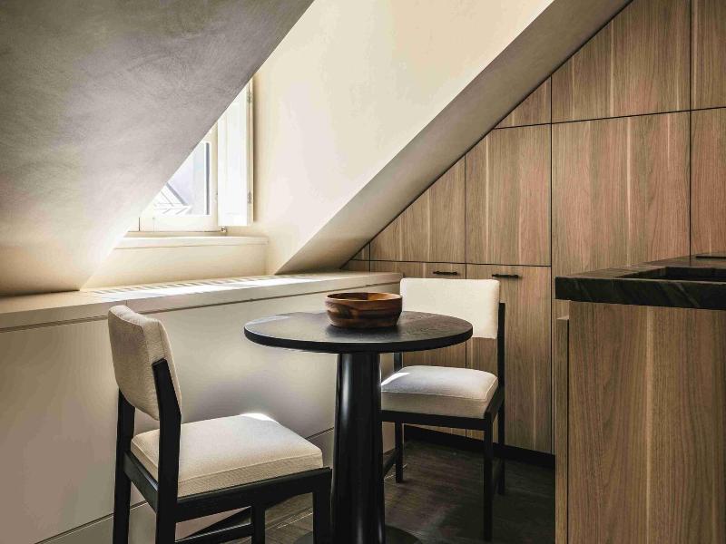Mondovi Luxury Suites image