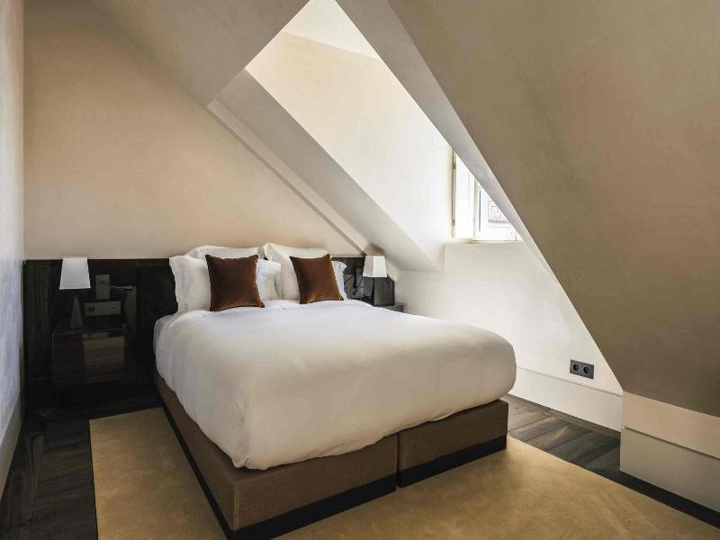 Mondovi Luxury Suites image