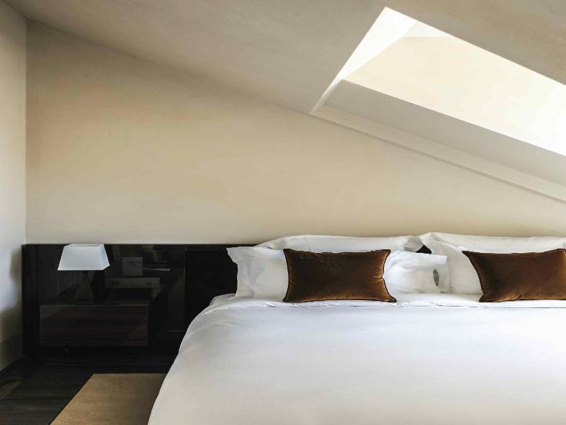 Mondovi Luxury Suites image