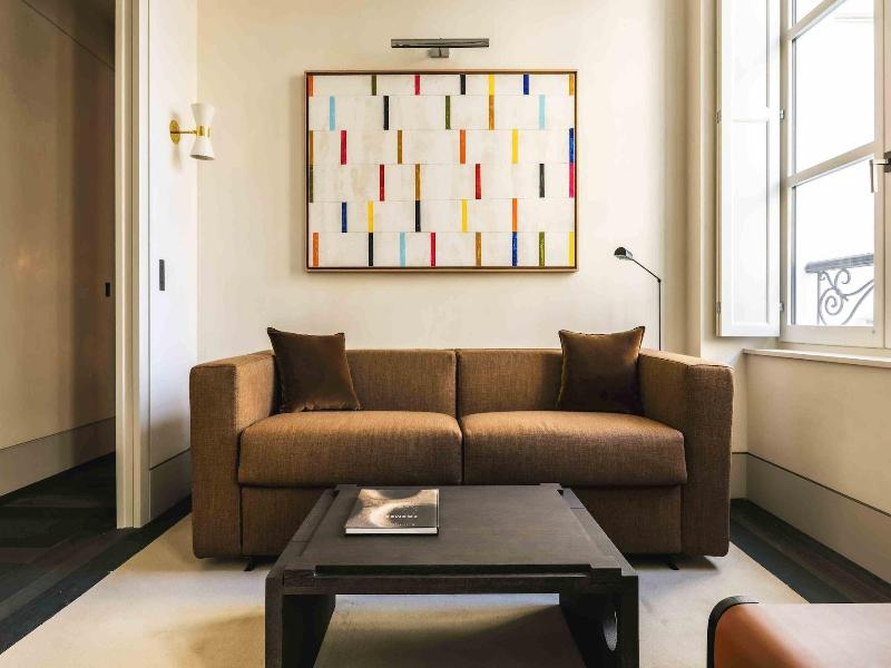 Mondovi Luxury Suites image