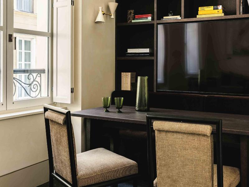 Mondovi Luxury Suites image