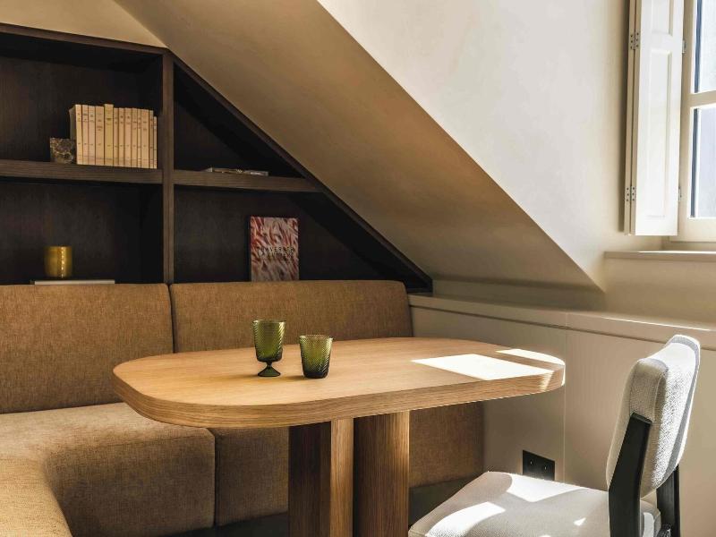 Mondovi Luxury Suites image