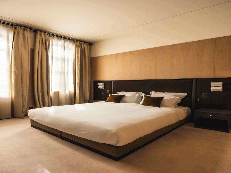 Mondovi Luxury Suites image