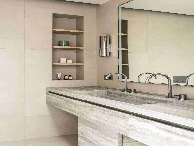 Mondovi Luxury Suites image