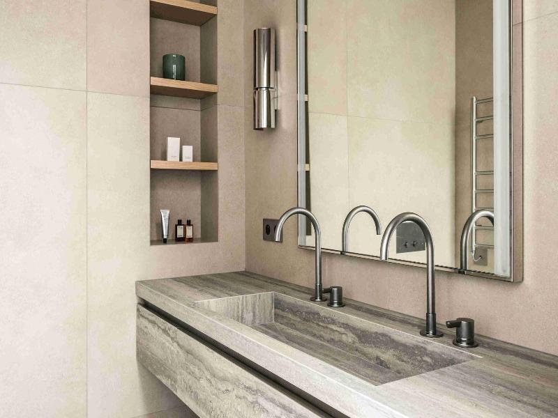Mondovi Luxury Suites image
