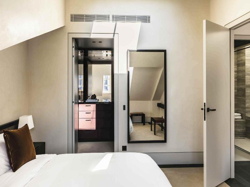 Mondovi Luxury Suites image