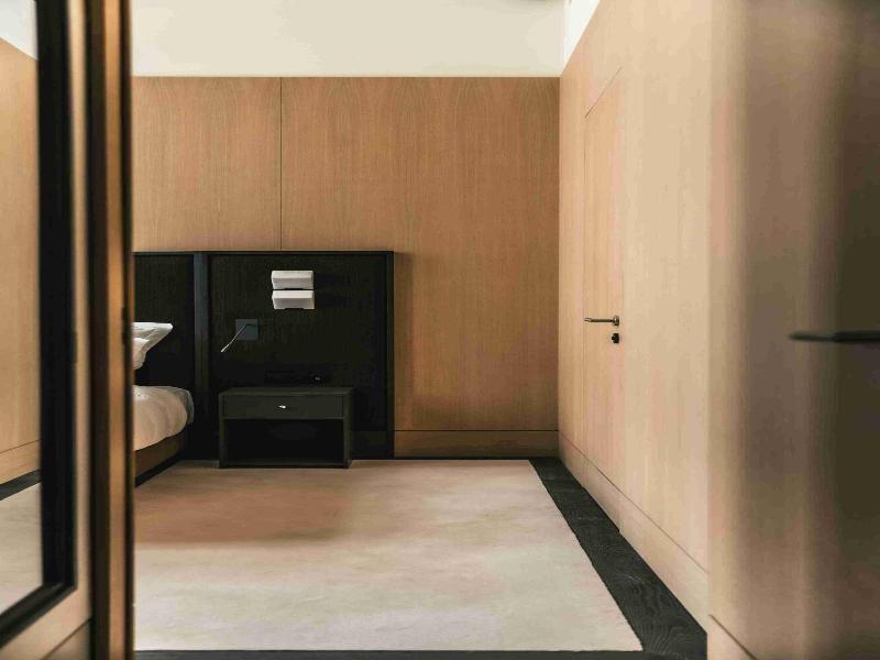 Mondovi Luxury Suites image