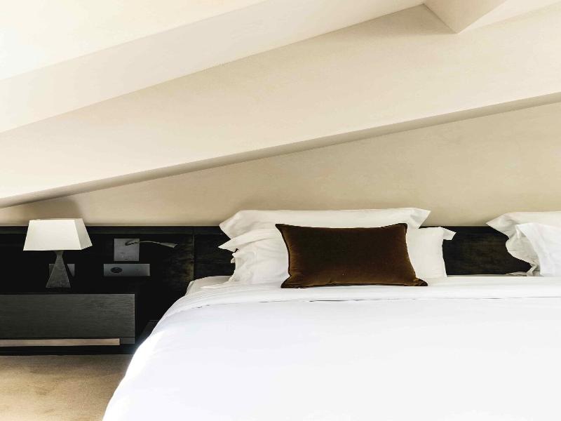 Mondovi Luxury Suites image