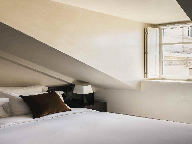 Mondovi Luxury Suites image