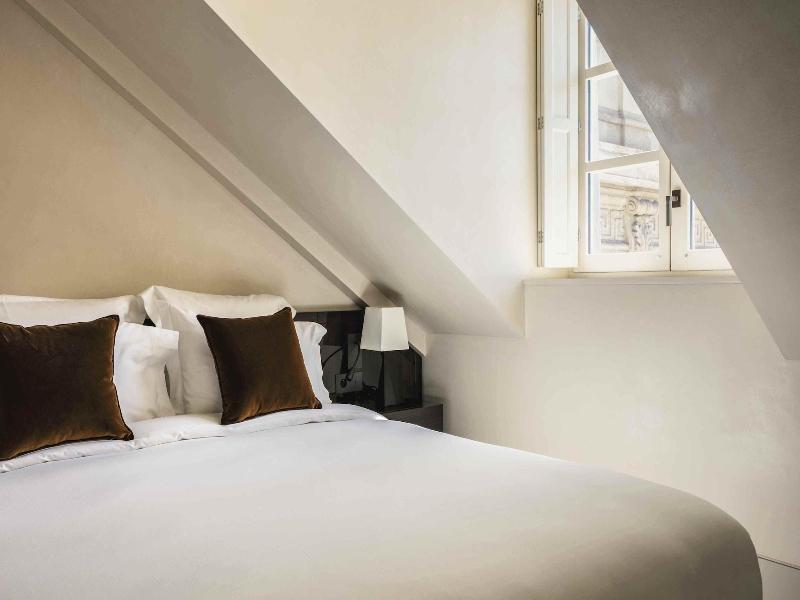 Mondovi Luxury Suites image