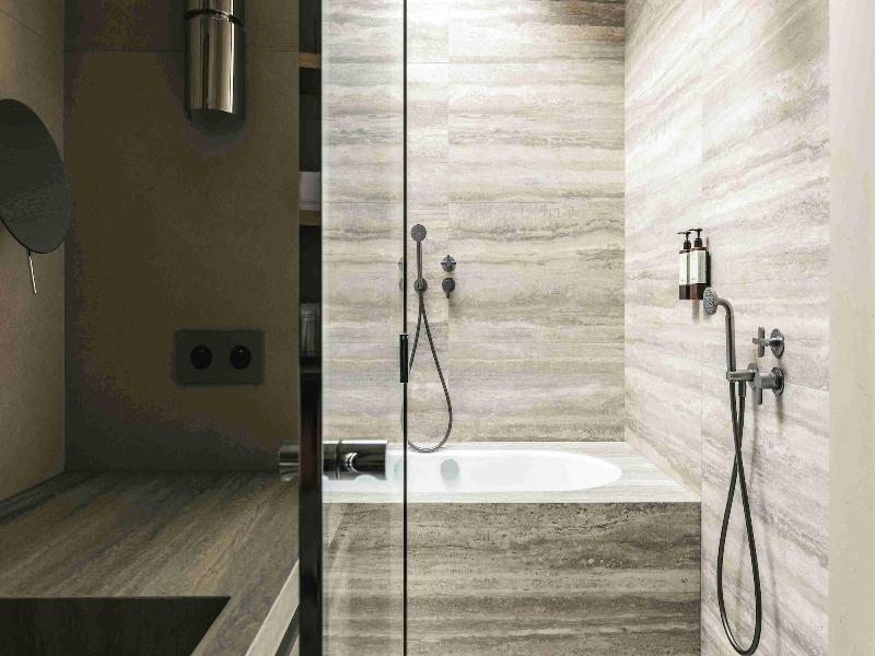 Mondovi Luxury Suites image
