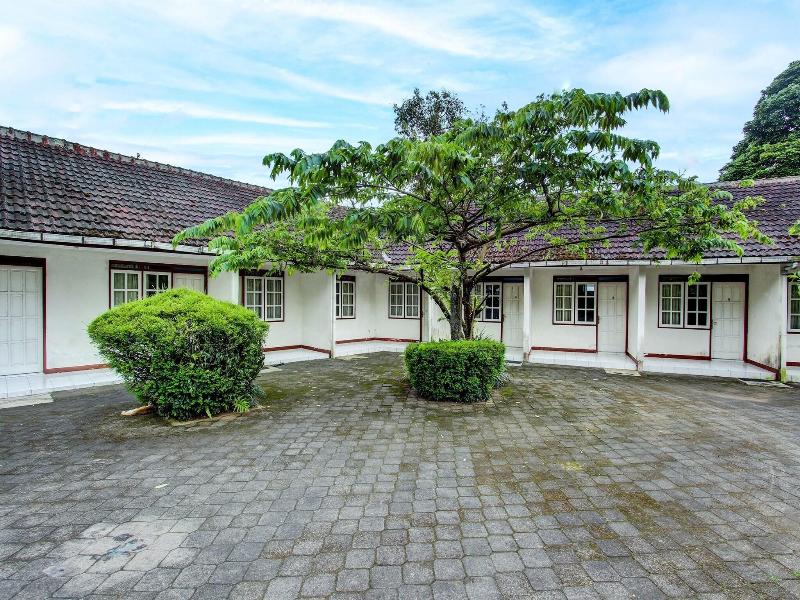 Hotel O Asta Guesthouse image