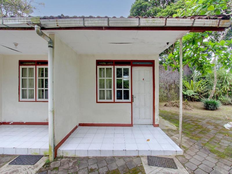 Hotel O Asta Guesthouse image