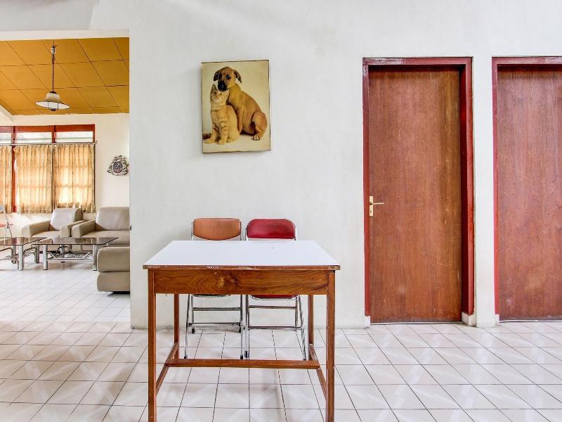 Hotel O Asta Guesthouse image
