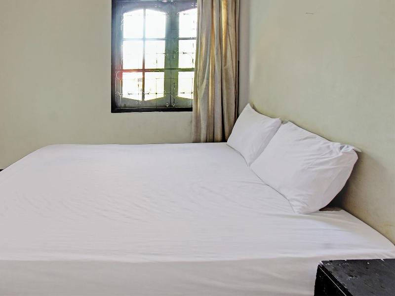 Hotel O Motel Langko image