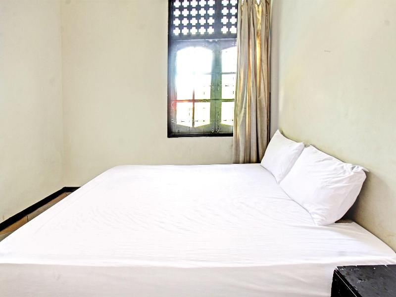 Hotel O Motel Langko image
