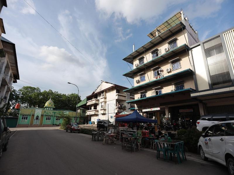 Hotel O Sir Homestay image
