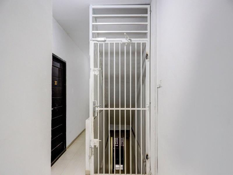 Hotel O Sir Homestay image