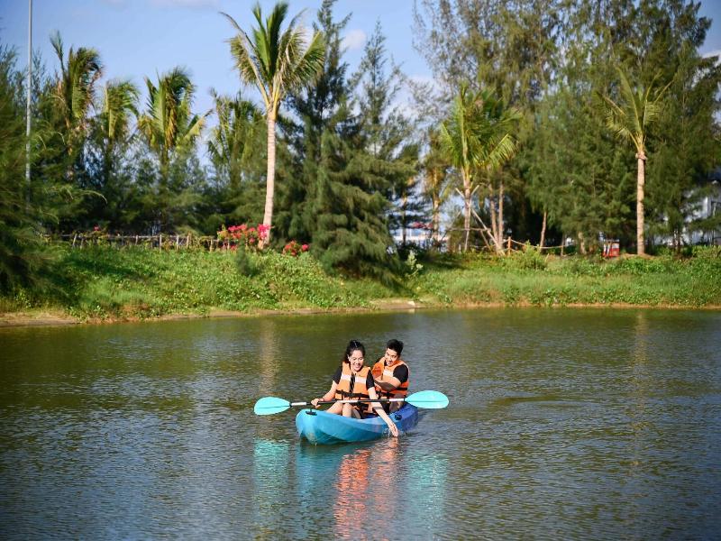 Emerald Ho Tram Resort image