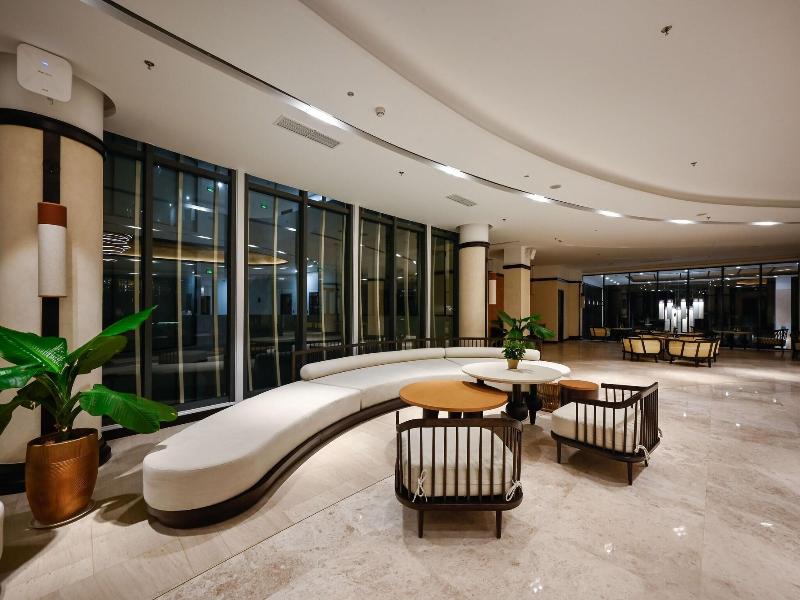 Emerald Ho Tram Resort image